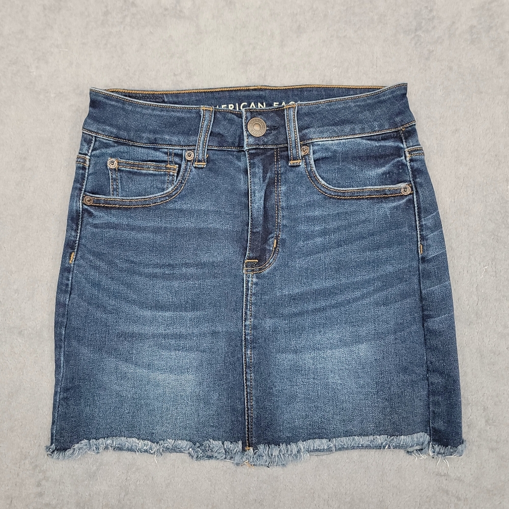 American Eagle women's hi-rise mini skirt